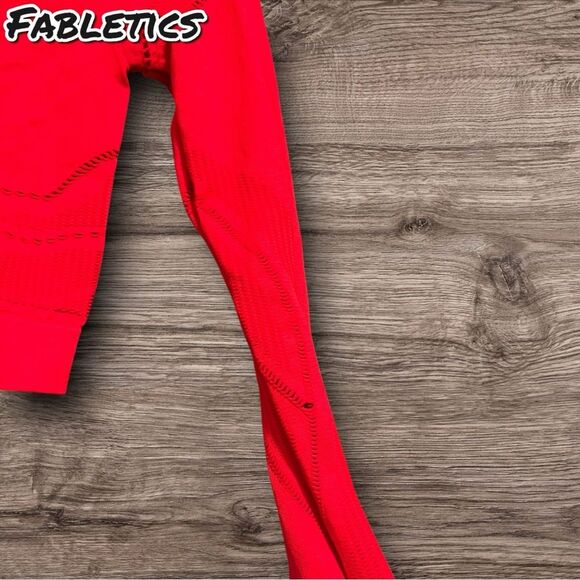 Preowned Fabletics Seamless Long Sleeve Crop Top – XS – Red - Picture 4 of 7